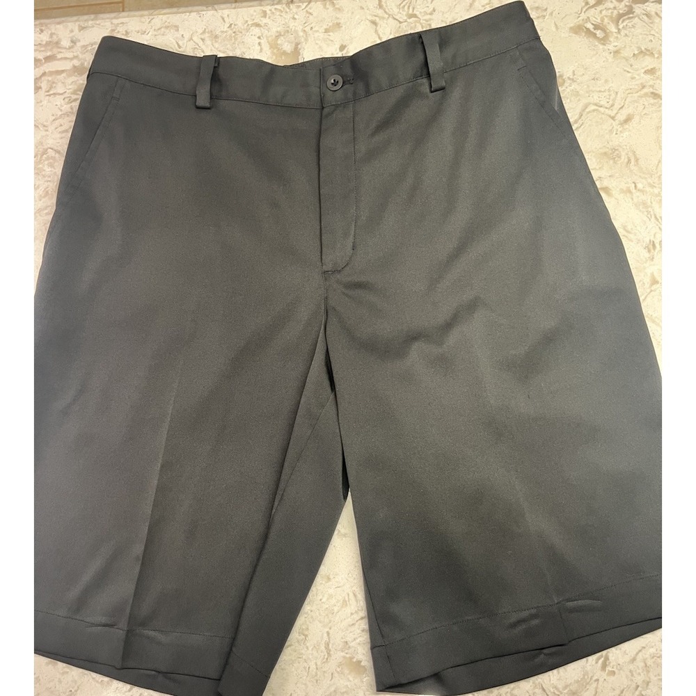 Nike Men's Golf Shorts Sz 44 Black